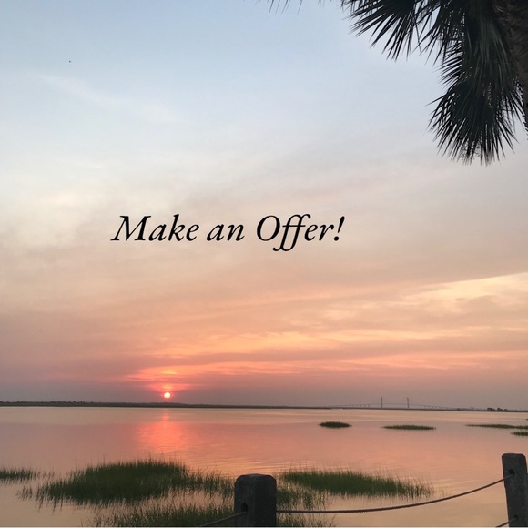 LOFT Everyday Crew Neck Polar Bear Tee - Picture 12 of 12